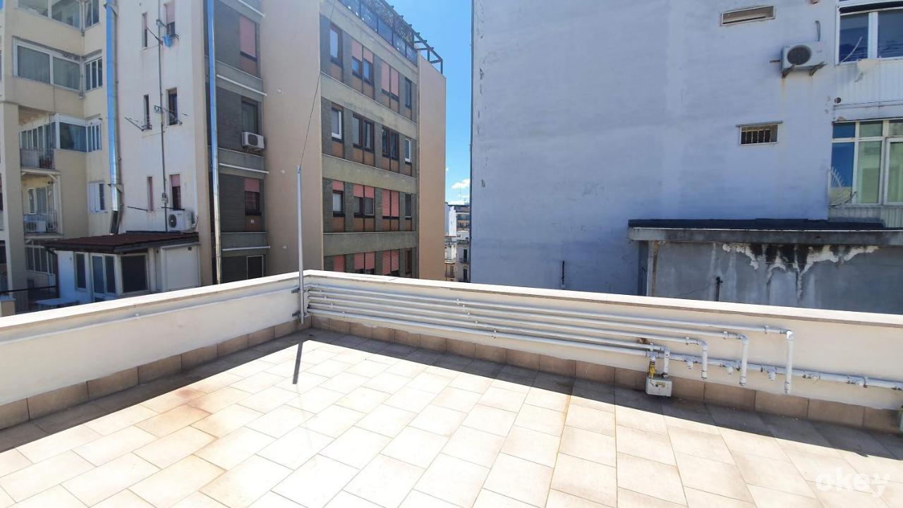 La Terrazza Tra I Tetti Studio - Bari Centroアパートメント エクステリア 写真
